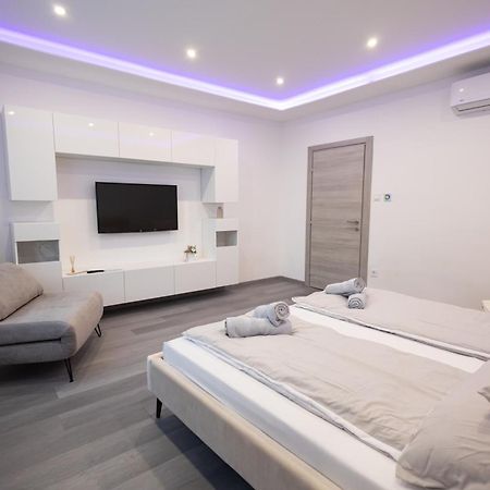 Fonix Apartman Debrecen Exterior photo